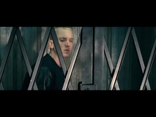 eminem - the monster (explicit) ft  riha(1)